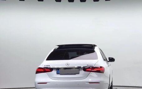 Mercedes-Benz E-Класс, 2021 год, 4 240 400 рублей, 4 фотография