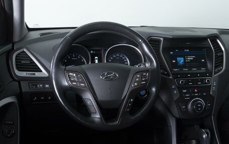 Hyundai Santa Fe III рестайлинг, 2016 год, 2 295 000 рублей, 13 фотография