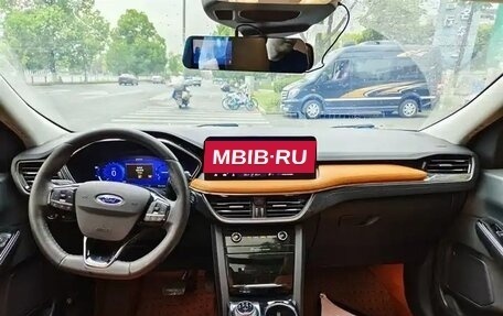 Ford Escape, 2020 год, 1 800 000 рублей, 18 фотография