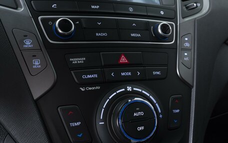 Hyundai Santa Fe III рестайлинг, 2016 год, 2 295 000 рублей, 27 фотография