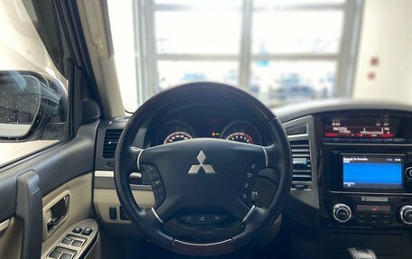 Mitsubishi Pajero IV, 2020 год, 4 450 000 рублей, 9 фотография