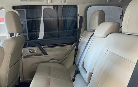 Mitsubishi Pajero IV, 2020 год, 4 450 000 рублей, 11 фотография