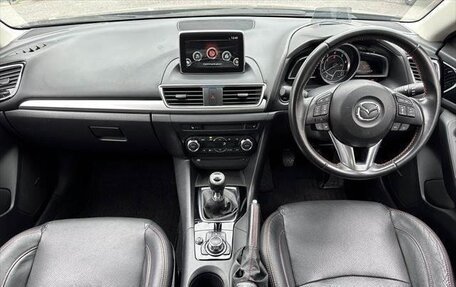 Mazda Axela, 2014 год, 1 083 000 рублей, 28 фотография