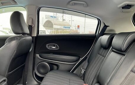 Honda Vezel, 2015 год, 1 254 000 рублей, 22 фотография