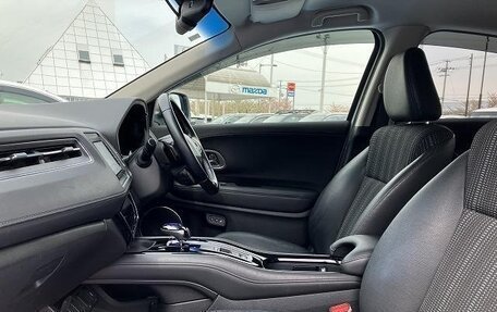 Honda Vezel, 2015 год, 1 254 000 рублей, 23 фотография