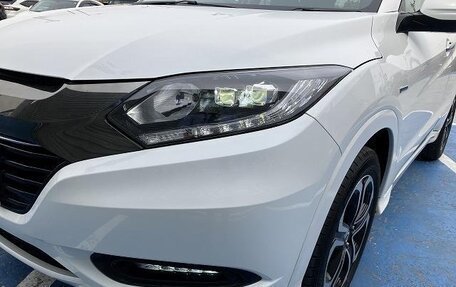 Honda Vezel, 2015 год, 1 254 000 рублей, 28 фотография
