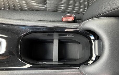 Honda Vezel, 2015 год, 1 254 000 рублей, 25 фотография