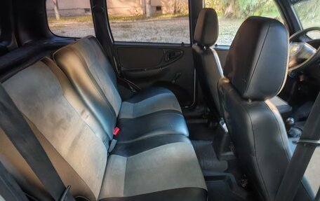 Chevrolet Niva I рестайлинг, 2012 год, 650 000 рублей, 3 фотография