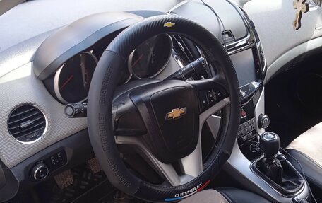 Chevrolet Cruze II, 2013 год, 725 000 рублей, 4 фотография