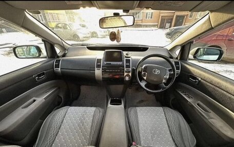 Toyota Prius, 2008 год, 710 000 рублей, 13 фотография