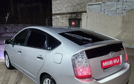 Toyota Prius, 2008 год, 710 000 рублей, 2 фотография