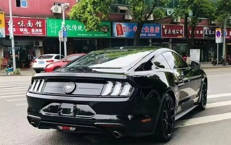 Ford Mustang VI рестайлинг, 2021 год, 2 500 000 рублей, 5 фотография