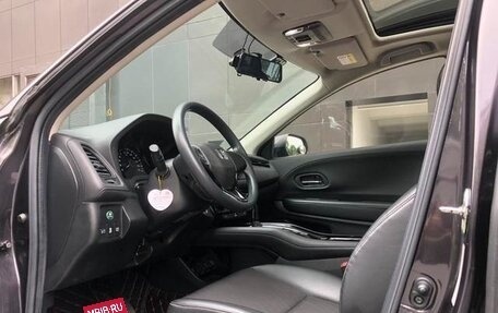 Honda Vezel, 2021 год, 1 250 100 рублей, 7 фотография