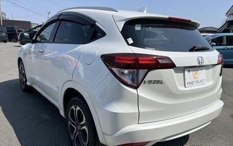 Honda Vezel, 2015 год, 1 283 000 рублей, 6 фотография