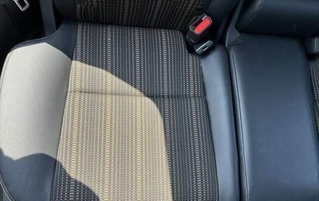 Honda Vezel, 2015 год, 1 283 000 рублей, 22 фотография