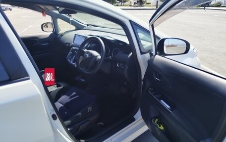 Toyota Wish II, 2012 год, 1 200 000 рублей, 24 фотография