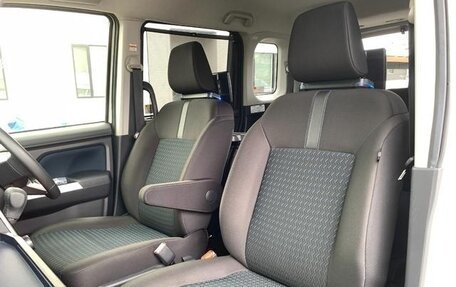 Toyota Roomy I, 2022 год, 703 027 рублей, 12 фотография