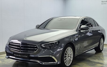 Mercedes-Benz E-Класс, 2021 год, 3 303 000 рублей, 1 фотография