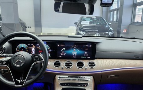 Mercedes-Benz E-Класс, 2021 год, 3 303 000 рублей, 5 фотография