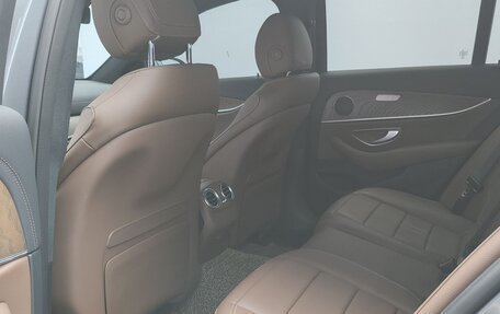 Mercedes-Benz E-Класс, 2021 год, 3 303 000 рублей, 9 фотография