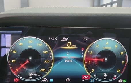 Mercedes-Benz E-Класс, 2021 год, 3 303 000 рублей, 13 фотография