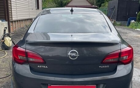 Opel Astra J, 2013 год, 790 000 рублей, 5 фотография