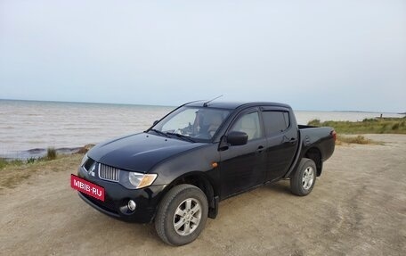 Mitsubishi L200 IV рестайлинг, 2008 год, 1 200 000 рублей, 2 фотография
