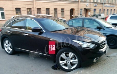 Infiniti FX II, 2010 год, 1 290 000 рублей, 2 фотография