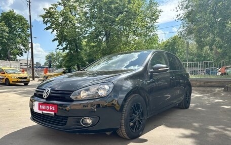 Volkswagen Golf VI, 2012 год, 1 050 000 рублей, 2 фотография