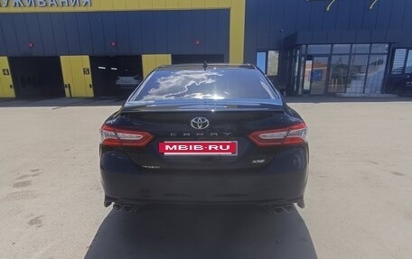 Toyota Camry, 2019 год, 2 600 000 рублей, 22 фотография