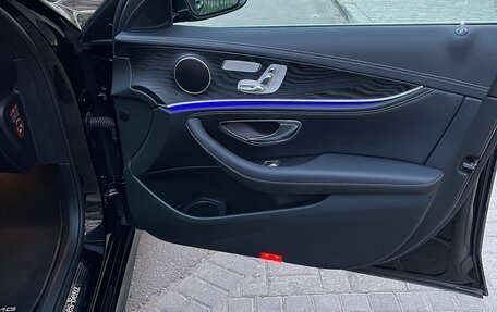 Mercedes-Benz E-Класс, 2020 год, 5 200 000 рублей, 5 фотография