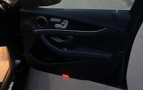Mercedes-Benz E-Класс, 2020 год, 5 200 000 рублей, 20 фотография