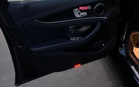 Mercedes-Benz E-Класс, 2020 год, 5 200 000 рублей, 19 фотография