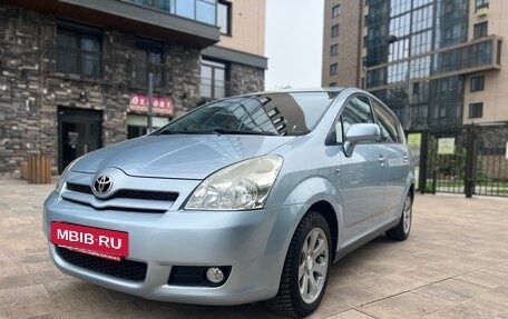 Toyota Corolla Verso I, 2005 год, 970 000 рублей, 4 фотография