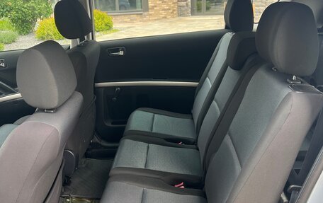Toyota Corolla Verso I, 2005 год, 970 000 рублей, 17 фотография