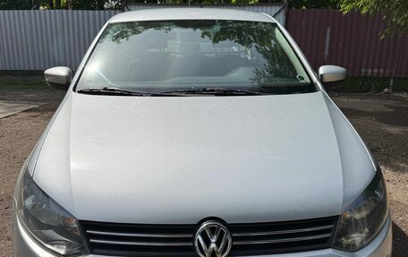Volkswagen Polo VI (EU Market), 2015 год, 950 000 рублей, 4 фотография