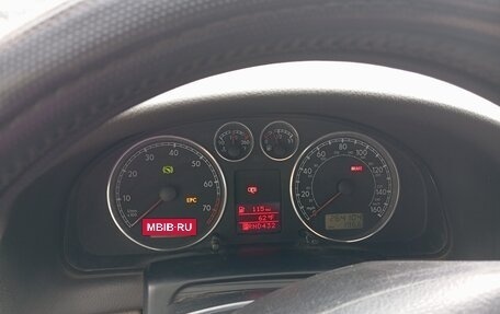 Volkswagen Passat B5+ рестайлинг, 2002 год, 400 000 рублей, 9 фотография
