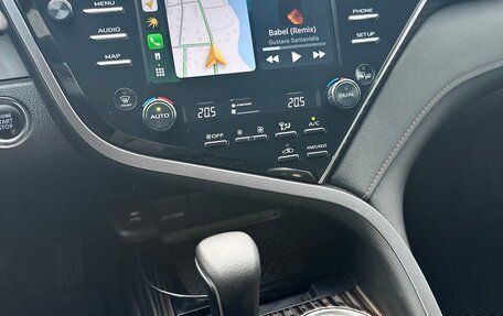Toyota Camry, 2018 год, 2 690 000 рублей, 5 фотография