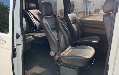 Volkswagen Transporter T5 рестайлинг, 2005 год, 1 115 000 рублей, 8 фотография