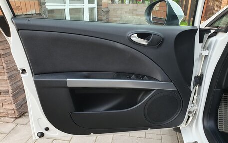 SEAT Leon II, 2012 год, 1 200 000 рублей, 24 фотография