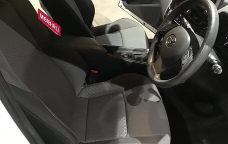 Toyota C-HR I рестайлинг, 2021 год, 1 350 888 рублей, 11 фотография