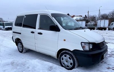 Toyota Lite Ace IV, 2000 год, 375 000 рублей, 1 фотография