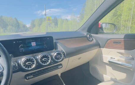 Mercedes-Benz GLA, 2020 год, 3 850 000 рублей, 15 фотография