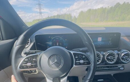 Mercedes-Benz GLA, 2020 год, 3 850 000 рублей, 16 фотография