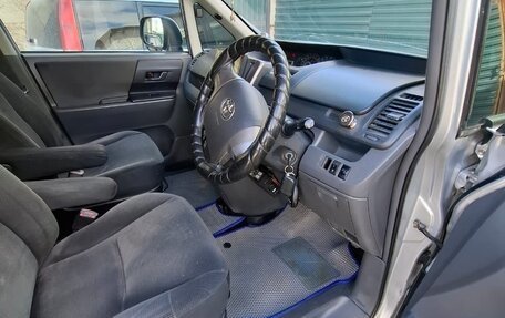 Toyota Noah III, 2007 год, 1 350 000 рублей, 6 фотография