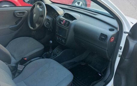 Opel Corsa C рестайлинг, 2003 год, 160 000 рублей, 21 фотография