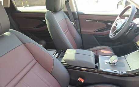 Land Rover Range Rover Evoque II, 2024 год, 6 870 000 рублей, 21 фотография