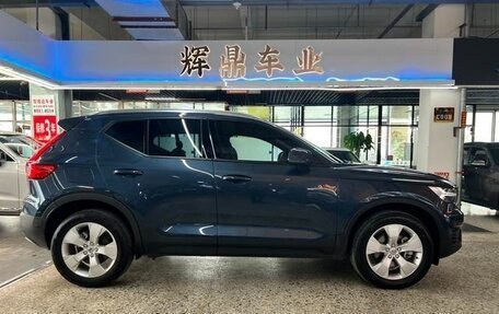 Volvo XC40 I, 2022 год, 2 120 333 рублей, 2 фотография