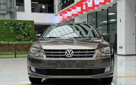 Volkswagen Lavida, 2015 год, 990 035 рублей, 2 фотография