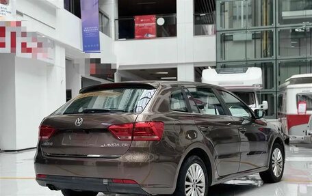 Volkswagen Lavida, 2015 год, 990 035 рублей, 5 фотография